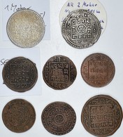 Nepal: Lot 8 Münzen, Dabei: Mohar 1817SE, 5,6g Silber (KM# 651.2), 2 Mohars 1801SE, 11g Silber (KM# - Népal