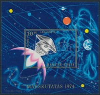 ** 1974 A Mars-kutatás Eredményei Vágott Blokk (4.000) (rozsdafolt) - Autres & Non Classés