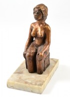 2004 Szabó Mária (?-): Ülő Nő, Bronz Szobor, Márvány Talapzaton, M: 22 Cm - Altri & Non Classificati