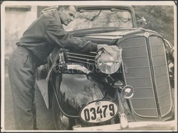Cca 1940 Fényesebbre Keféljed! Jelzés Nélküli Vintage Fotó, 18x24 Cm - Andere & Zonder Classificatie