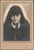 Cca 1920 Weissmann Bécsi Fotószalonjában Készült, Vintage Fotó, 22x16 Cm, Karton 30x20,7 Cm - Other & Unclassified