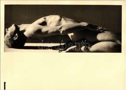 ** T2 Naked Man Doing Yoga. Dr. Schleussner ADOX Foto - Unclassified