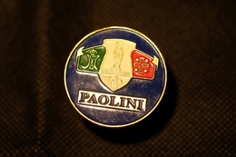 Pin's-Spilla"PAOLINI-Tu Fortitudo Mea"Le Immagini Non Rendono La Vera Bellezza Dell'oggetto-Integro E Completo - Materiale