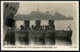 DEUTSCHES REICH 1938 (ca.) S/w.-Foto-Ak.: Unterseebootsflottille "Weddingen" Ohne "U 12".. Ubootbegleitschiff "Saar" , U - Submarines