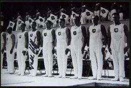 Berlin-Deutschlandhalle 1936 S/w.-Foto: Deutsche Turnmannschaft Mit Walter Steffens + Orig. Autogr. "Walter Steffens" =  - Gymnastics