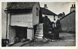 CUMBRIA - HAWKSHEAD - OLD PILLARED HOUSE RP Cu527 - Hawkshead