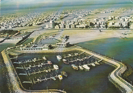 KUWAIT - Marina In The Suburbs Of Kuwait - Port De Plaisance De La Banlieue De Koweit - Kuwait