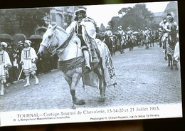 TOURNAI  CORTEGE             JLM - Doornik