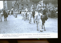 TOURNAI  CORTEGE             JLM - Doornik