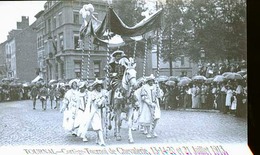 TOURNAI  CORTEGE             JLM - Doornik