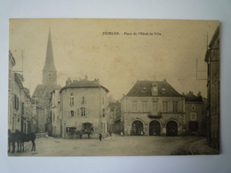 GP 2019 - 1259  VEZELISE  (Meurthe-et-Moselle)  :  Place De L'Hôtel De Ville   XXX - Vezelise