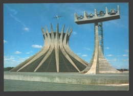 Brasilia - Catedral E Campanario - Brasilia