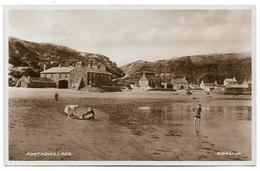 Real Photo Postcard, Wales, Porthdinllaen, Seaside Beach Scene, Coastline, Houses, People. - Caernarvonshire