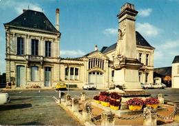 86 - LENCLOITRE - LA MAIRIE ET LA PLACE - Lencloitre