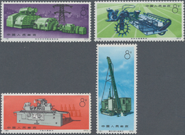 China - Volksrepublik: 1974, Industrial Production, MNH/MH Set Of 4, Michel 1224 With Light Hinge Ma - Otros & Sin Clasificación