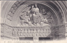 13-----MARSEILLE--la Cathédrale Sainte-trophime--détail Du Portail--voir 2 Scans - Monuments