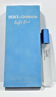 Miniatures De Parfum    Dolce&Gabbana   LIGHT BLUE  EDT  7.4 Ml  + Boite - Miniatures Femmes (avec Boite)