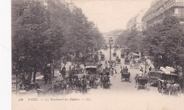 PARIS. LE BOULEVARD DES ITALIENS. LL. VINTAGE VIEW D'EPOQUE CHARRIOT. CPA CIRCA 1905s - BLEUP - Panoramic Views