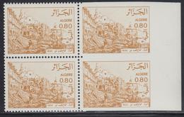 ** ALGERIE - VARIETES - ** - N°759 - Bloc De 4 Dt 2 Ex ND Avec BDF - TB - Vide