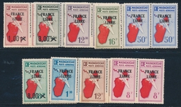 ** MADAGASCAR - POSTE AERIENNE - ** - N°45/52 - En Paire Sf N°46 - TB - Andere & Zonder Classificatie