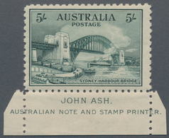 Australien: 1932, Sydney Harbour Bridge 5s. Dark Green Single Stamp From Lower Margin With Complete - Autres & Non Classés