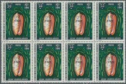 Neue Hebriden: 1977, French Value Definitive Issue Conches 30 FNH On 30c. ‚Oliva Rubrolabiata‘ In A - Other & Unclassified