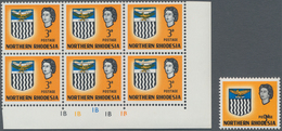 Nord-Rhodesien: 1963 'Arms' 3d. Yellow Bottom Right Corner Block Of Six With Each Stamp Showing "COL - Rhodésie Du Nord (...-1963)