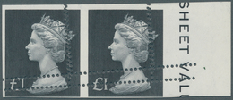 Großbritannien: 1972, £ 1 Bluish Black, Completely Misperforated Horiz. Pair With Right Margin, Appe - Andere & Zonder Classificatie