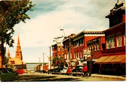 RIMOUSKI. AVENUE DE LA CATHEDRALE. - Rimouski