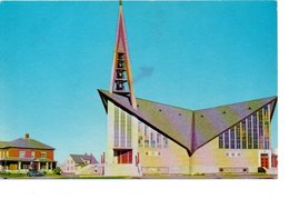 RIMOUSKI-EST. PAROISSE ST YVES. VUE EXTERIEURE DE L' EGLISE. - Rimouski