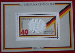 25 Jahre BRD Mi 807 YT 656 Block 10 1974 Neuf Sans Charniere POSTFRIS MNH ** Germany  BRD Allemange - Blocks & Sheetlets