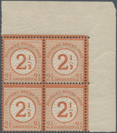 Deutsches Reich - Brustschild: 1874 Großer Schild "2½" Auf 2½ Gr. Braunorange POSTFRISCHER Eck-4er B - Unused Stamps