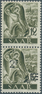 Saarland (1947/56): 1947, 2 Fr. Auf 12 Pfg. Schwarzgrauoliv, Senkrechtes Paar Ohne Und Mit Aufdruck, - Nuovi