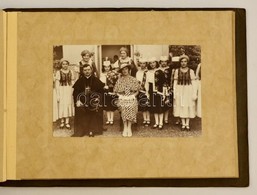 Cca 1930 Serédi Jusztinán Vallásos Iskolai ünnepségen. 9 Db Fotó Albumban, Kettőn A Hercegprímással 24x18 Cm - Andere & Zonder Classificatie