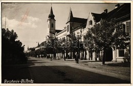 ** T2/T3 Beszterce, Bistritz, Bistrita; Római Katolikus Templom, Utca / Catholic Church, Street. Photo (EK) - Non Classés