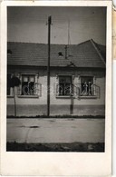 T2 1937 Dunaszerdahely, Dunajská Streda; Utcakép Lakóházzal / Street View With House. Photo - Ohne Zuordnung