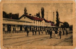 T3 Fülek, Filakovo; Vasútállomás / Nadrazi / Bahnhof / Railway Station (gyűrődések / Creases) - Zonder Classificatie