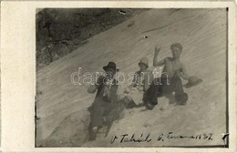 * T2 1927 Tátra, Magas Tátra, Vysoké Tatry; Kirándulók A Hóban / Tourists, Hikers In The Snow. Photo - Zonder Classificatie