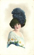 * T2/T3 Lady In Daisy Flowers Dress, H. & S. Litho (EK) - Ohne Zuordnung