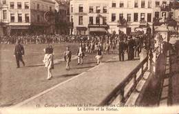 Cortège Des Fables De La Fontaine - Le Lièvre Et La Tortue (Place Fernand Cocq) - Elsene - Ixelles