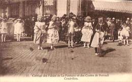 Cortège Des Fables De La Fontaine -Cendrillon (Place Fernand Cocq) - Ixelles - Elsene