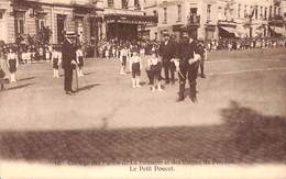 Cortège Des Fables De La Fontaine - Le Petit Poucet (Place Fernand Cocq) - Elsene - Ixelles