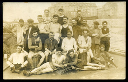 BUDAPEST 1910. Cca. Rakpart, "szenes Trógerek" Fotó, Ritka Régi Képeslap  /  Wharf "coal Loaders" Photo Rare  Vintage Pi - Hungary