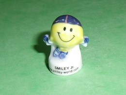 Fèves / Fève / Personnages : Smiley Junior Et Smilette , 2003 P 96 , Smiley Volant   T55 - Personnages