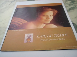 Delcampe - ANCIENNE PUBLICITE PARFUM  L AIR DU TEMPS DE NINA RICCI  1975 - Autres & Non Classés