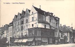 77 - LAGNY : Les Cinq Pignons ( Commerce " AUX MAGASINS REUNIS " En 1er Plan ) - CPA -Seine Et Marne - Lagny Sur Marne