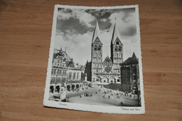 10053-      BREMEN, RATHAUS UND DOM - 1956 - Bremen