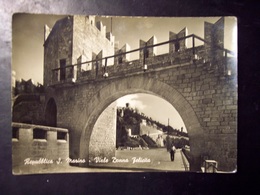 San Marino: Viale Donna Felicita. Cartolina B/n FG Vg 1956 - San Marino