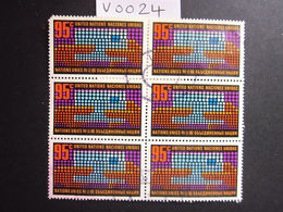 1971 A FINE USED BLOCK OF 6 "SG 224" PICTORIAL UNITED NATIONS USED STAMPS ( V0024 ) #00352 - Verzamelingen & Reeksen