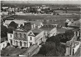 CPSM  Mauzé Sur Le Mignon  Hotel De Ville - Mauze Sur Le Mignon